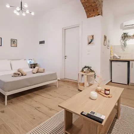 아파트 Kofineta Urban Retreat